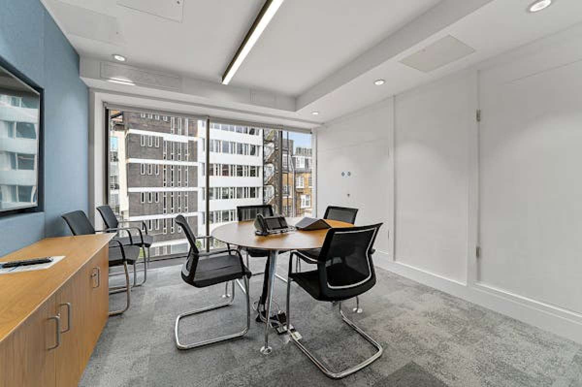 Office in London - photo 4