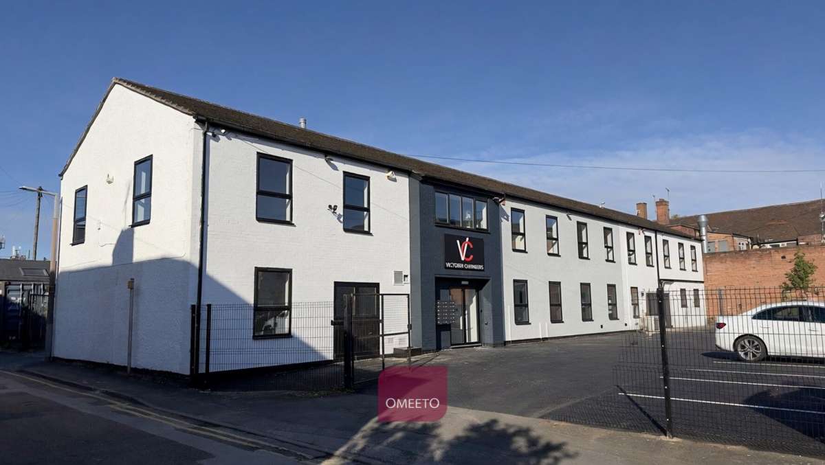 Office in Beeston - photo 3