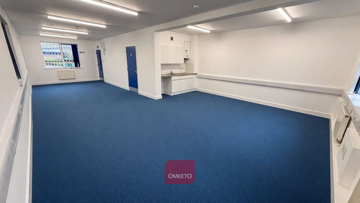 Office in Bulwell - photo 2