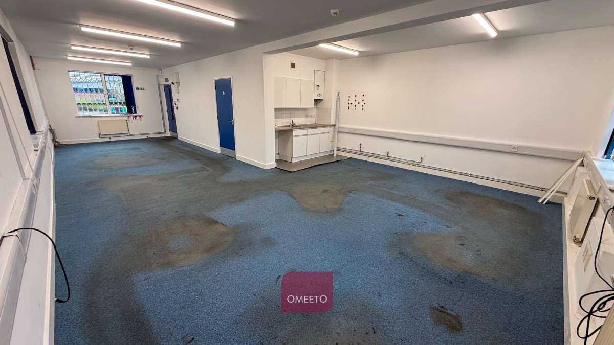 Office in Bulwell - photo 3