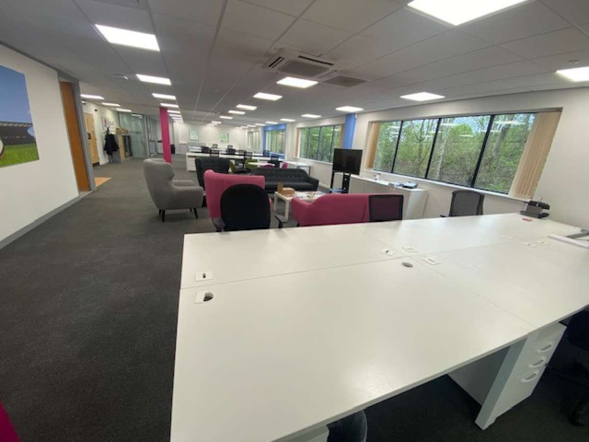 Office in Eaton Socon - photo 4