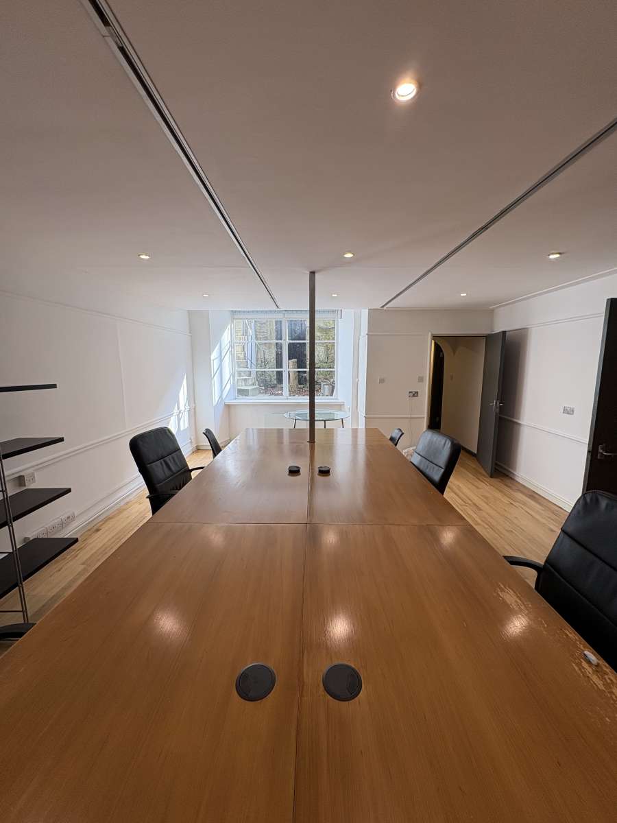 Office in Edinburgh - photo 2