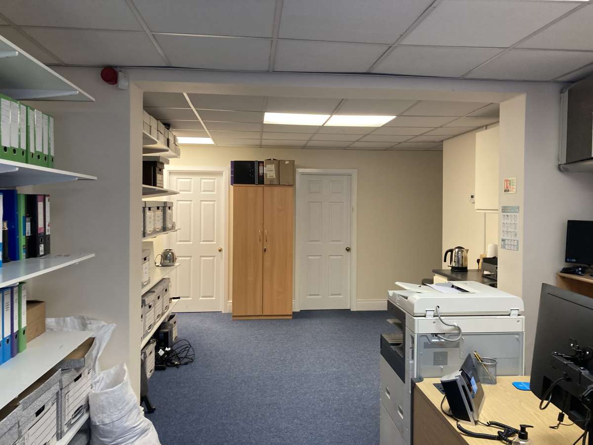 Office in Sheffield - photo 4