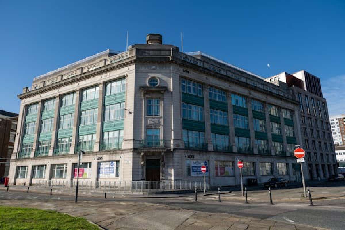 Office in Liverpool - photo 3