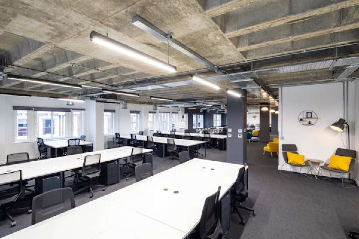 Office in London - photo 4