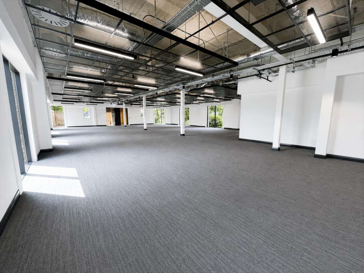 Office in Colchester - photo 4