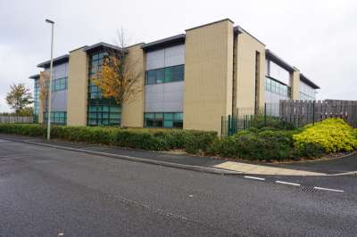 Office in Dudley - photo 2