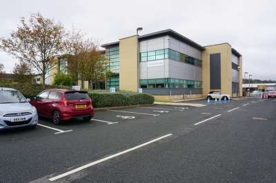 Office in Dudley - photo 3