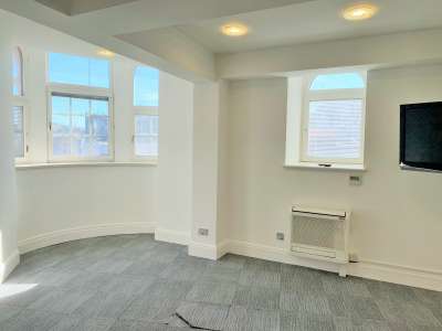 Office in London - photo 4