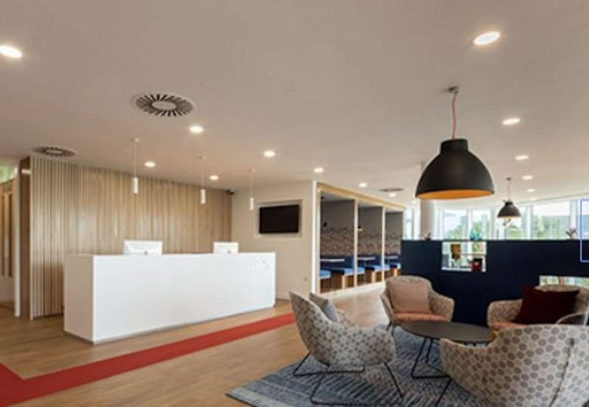 Office in Reading - photo 2