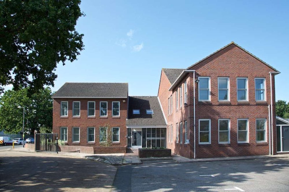 Office in West Byfleet - photo 3