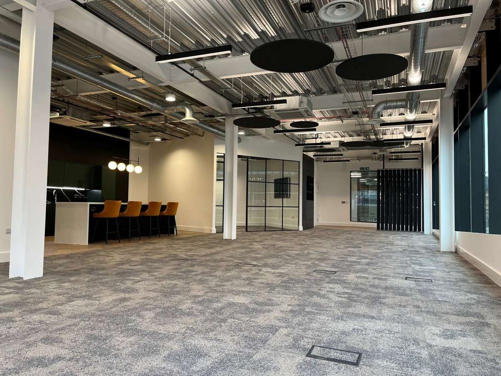 Office in Leicester - photo 2