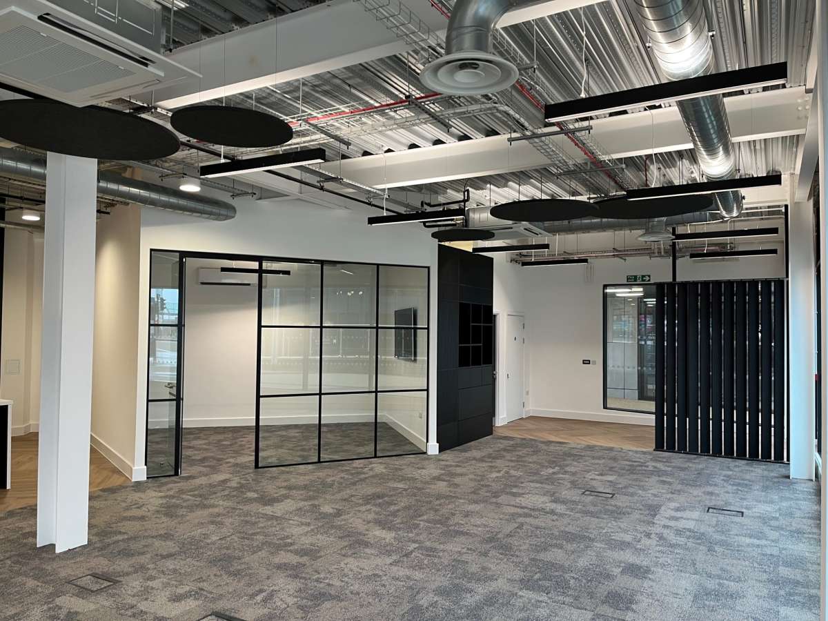 Office in Leicester - photo 4