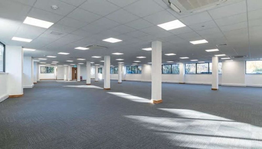 Office in Totton - photo 2