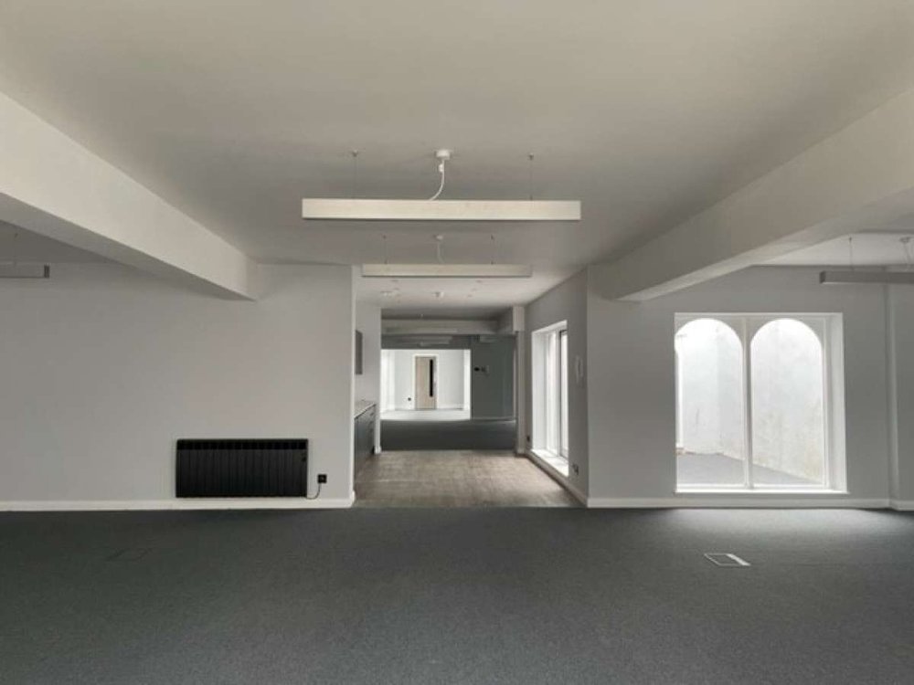 Office in Cheltenham - photo 4