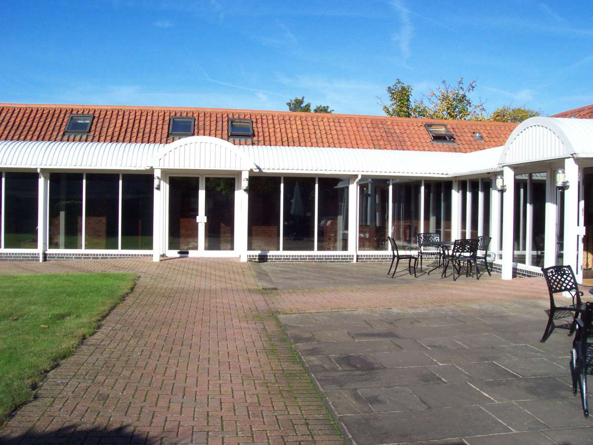 Office in Retford - photo 2