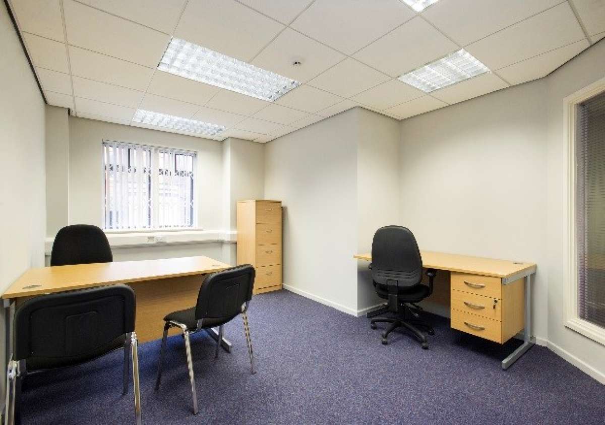Office in Nottingham - photo 2