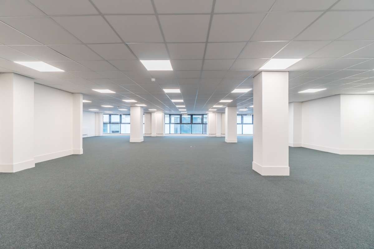 Office in Glasgow - photo 4