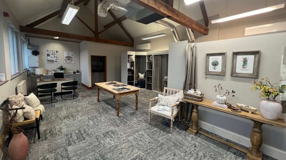 Office in Leicester - photo 2