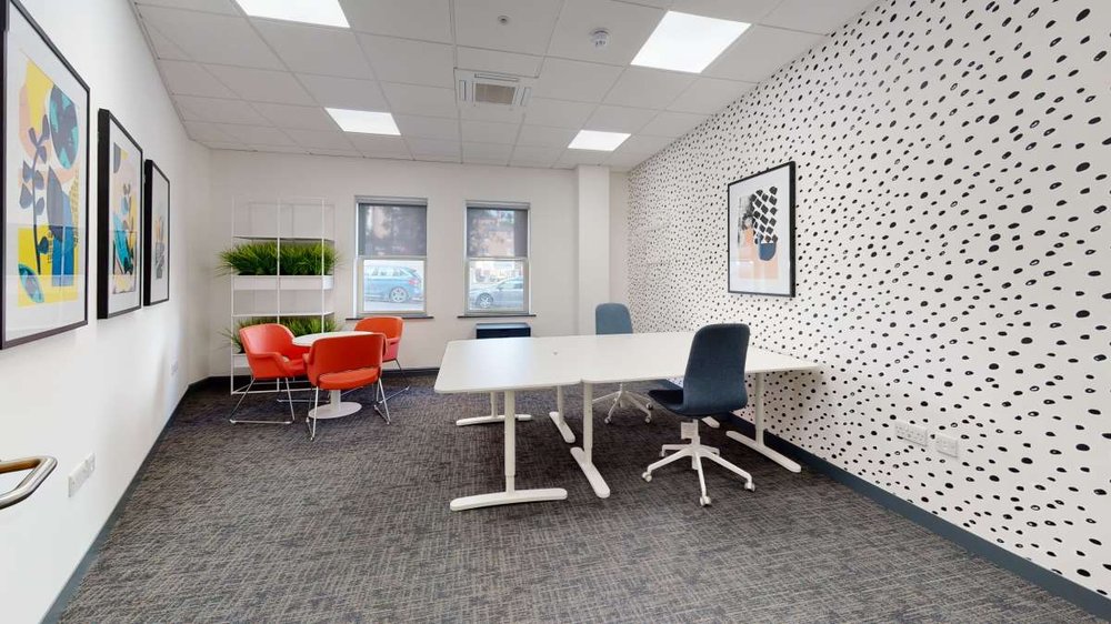 Office in Nottingham - photo 3