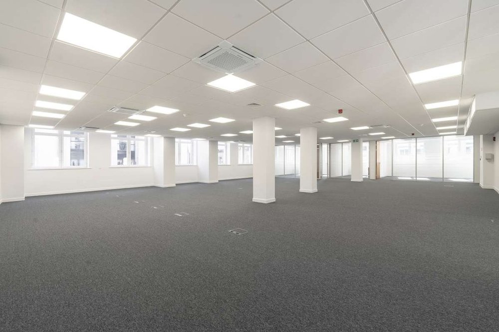 Office in London - photo 4