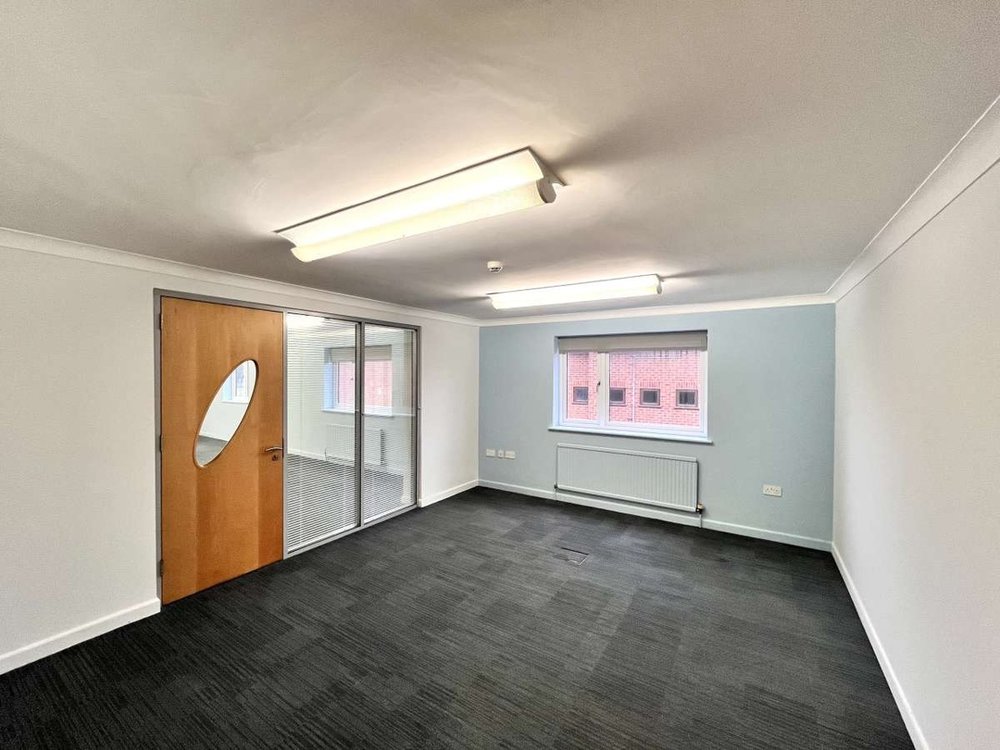 Office in Norwich - photo 3