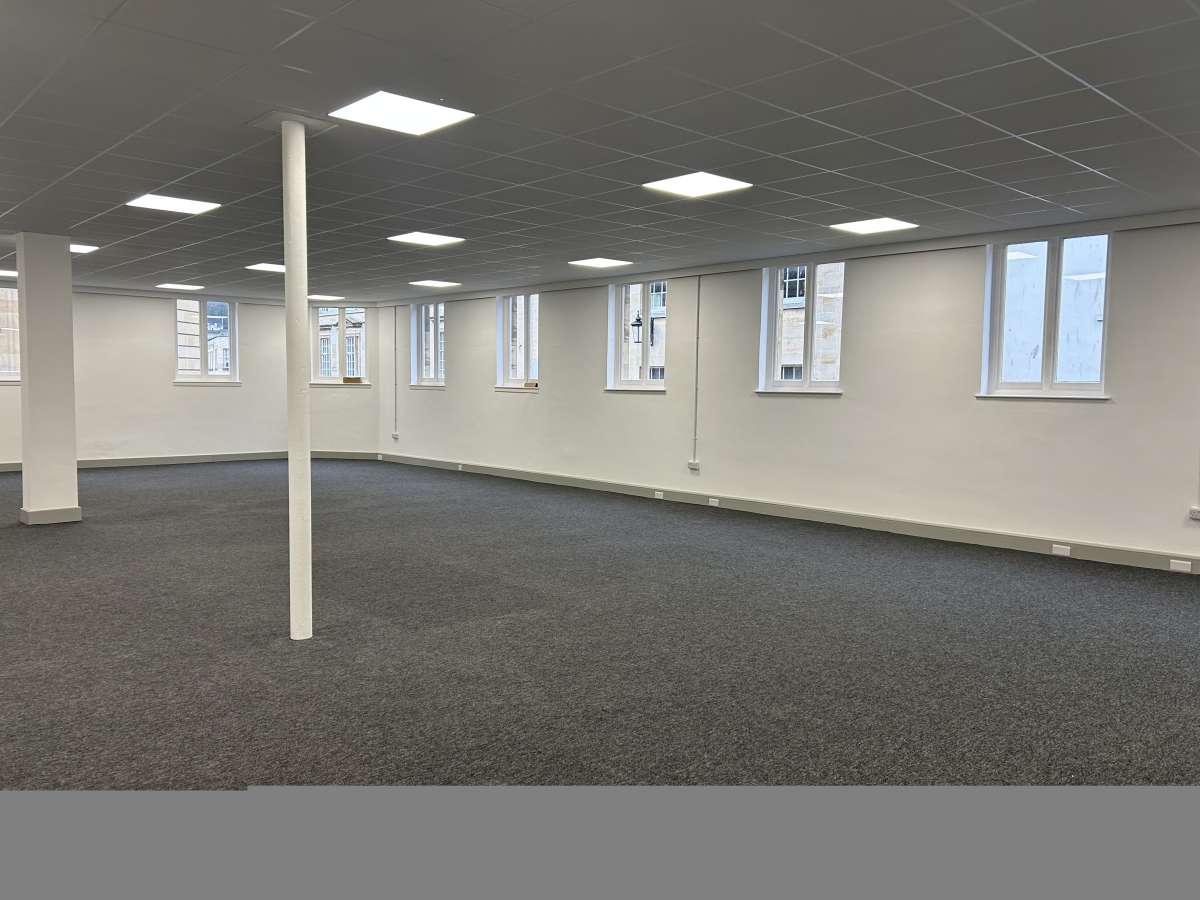 Office in Bath - photo 2