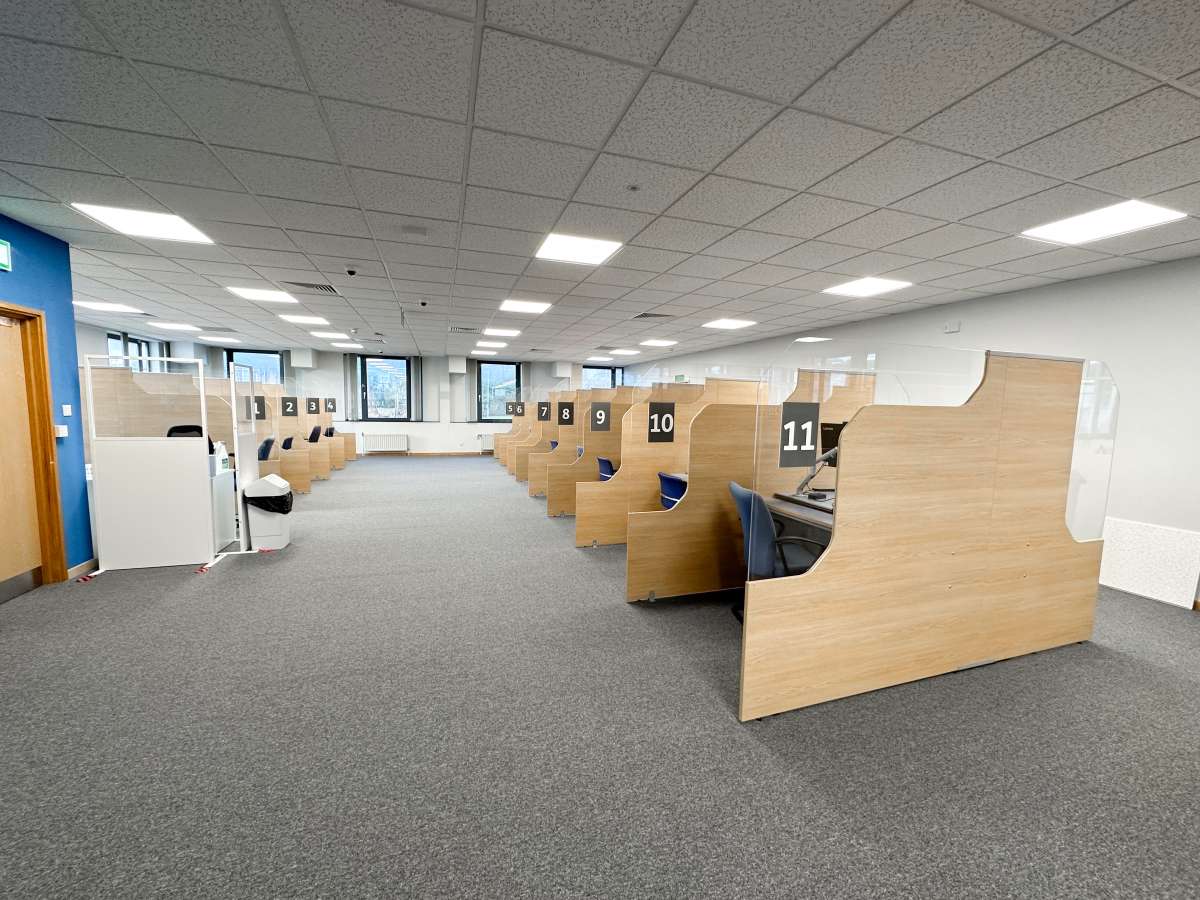 Office in Redruth - photo 4