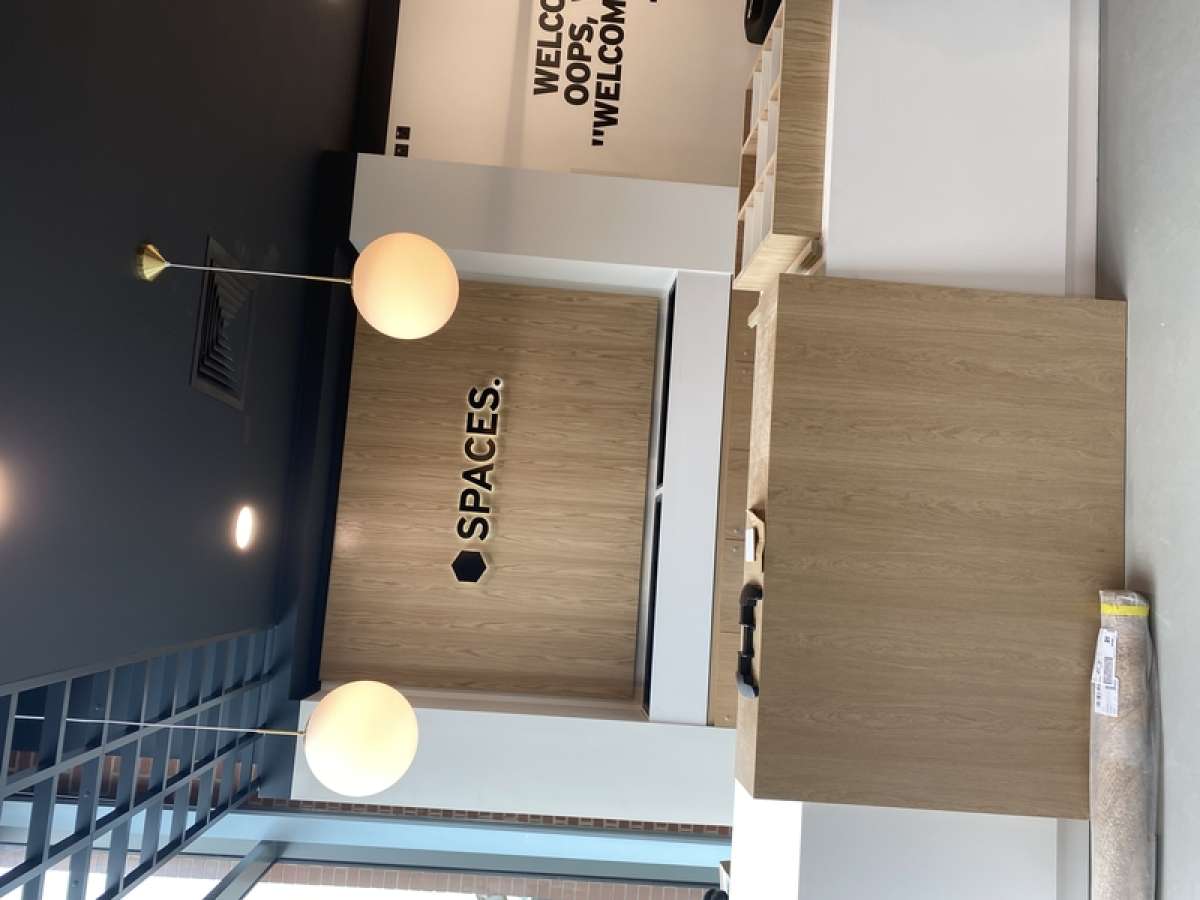 Office in Wolverhampton - photo 3