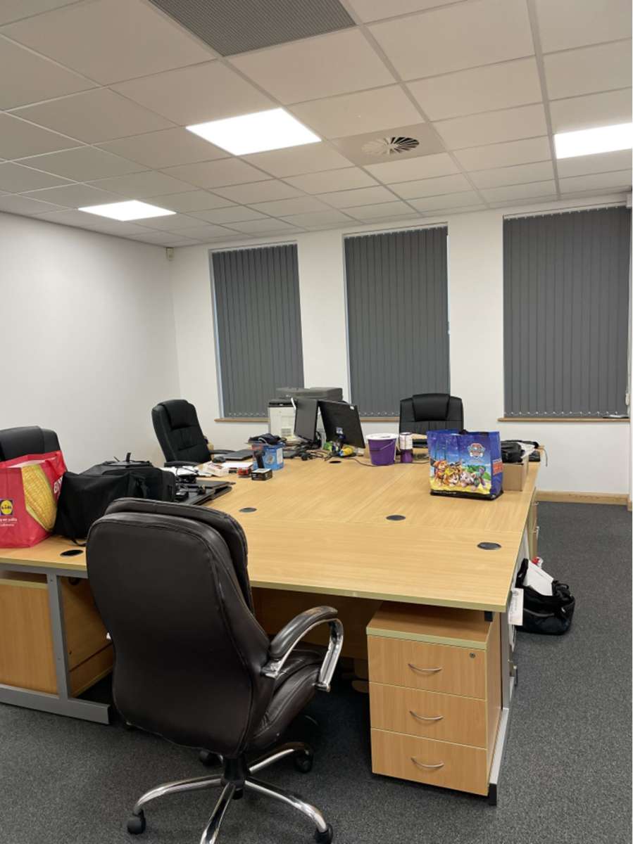 Office in Clevedon - photo 2