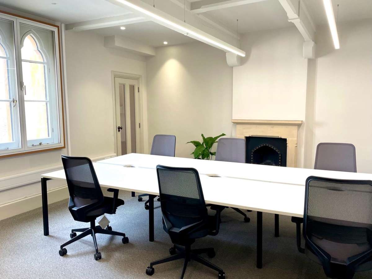 Office in London - photo 3