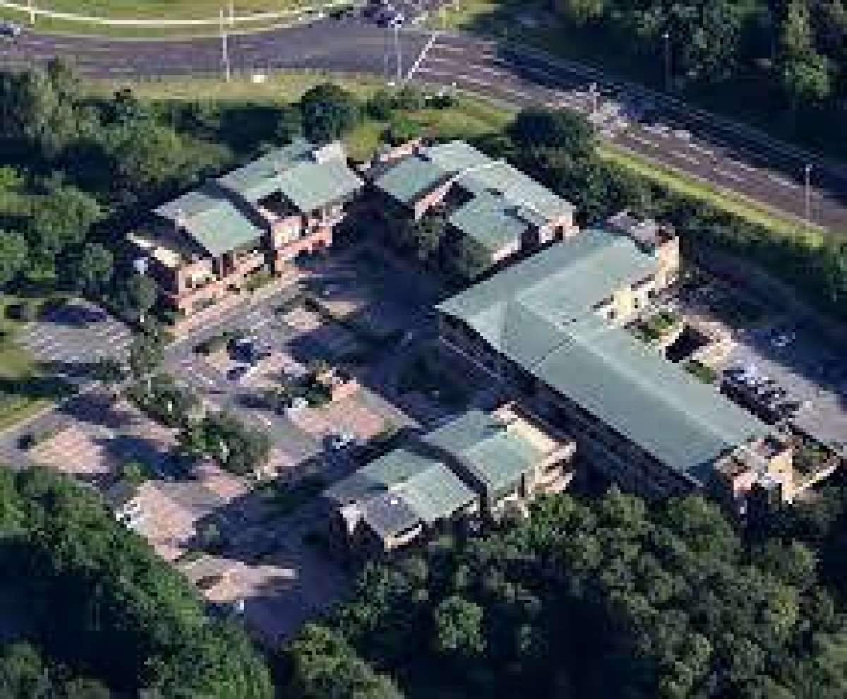 Office in Ashford - photo 3