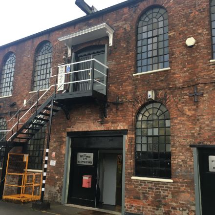 Industrial Unit in Altrincham - photo 4