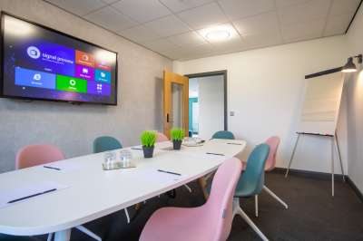 Office in Ashford - photo 3