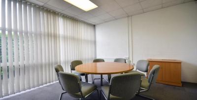 Office in Didcot - photo 2