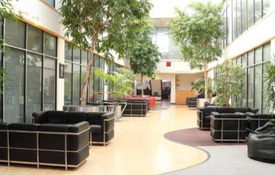 Office in Dorking - photo 3