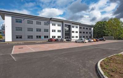 Office in Fareham - photo 4