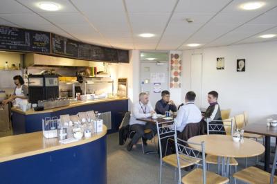 Office in Folkestone - photo 2