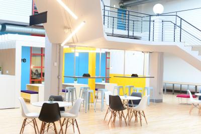 Office in Gateshead - photo 2