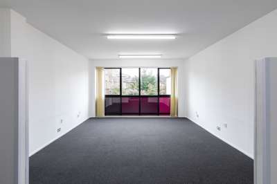 Storage in London - photo 3