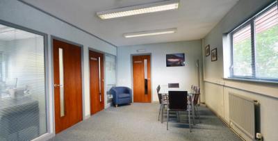 Office in Shipley - photo 4