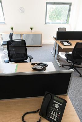 Office in Winchester - photo 2