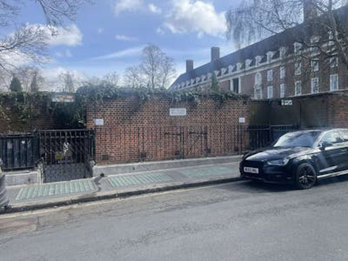 Other in Greenwich - photo 3