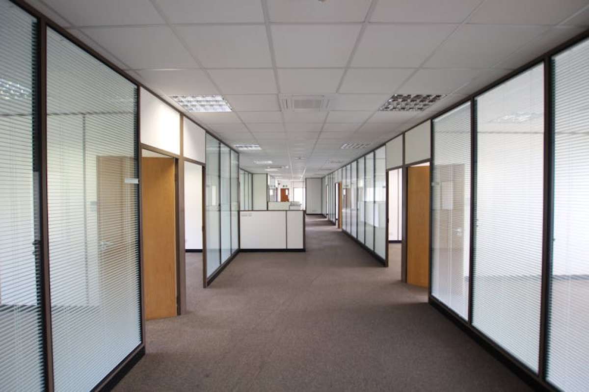 Office in Alton - photo 4