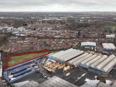 Other in Wednesbury - photo 3