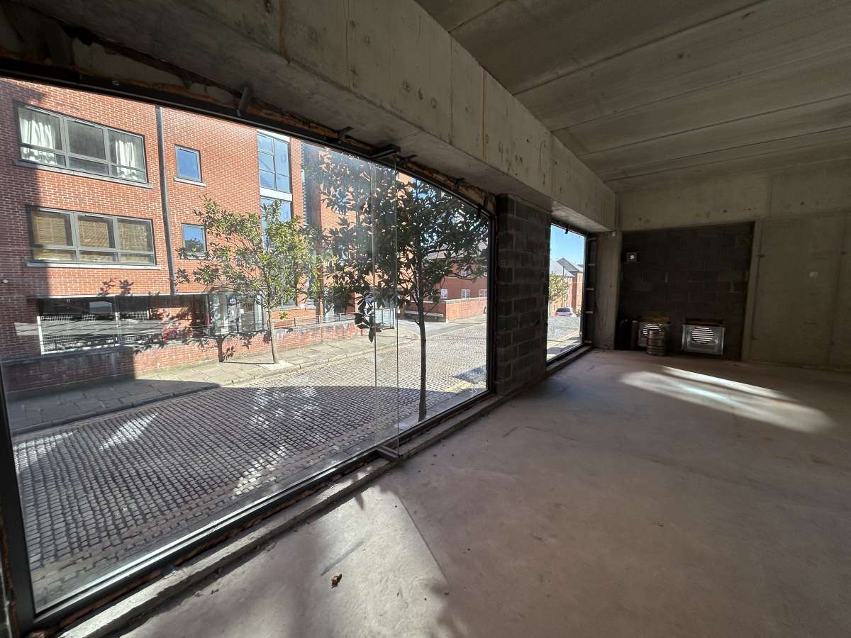 Other in Manchester - photo 3