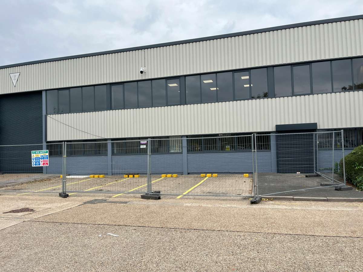 Industrial in Mitcham