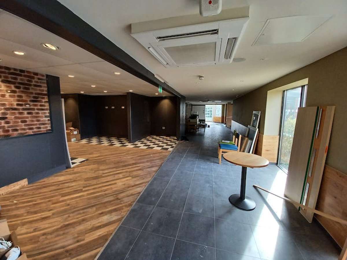 Other in Lyndhurst - photo 3