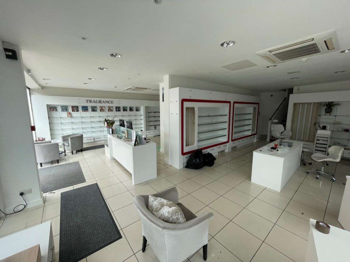 Retail/Shop in Loughborough - photo 3