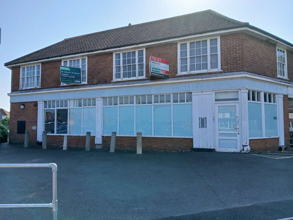 Retail/Shop in Norwich - photo 2